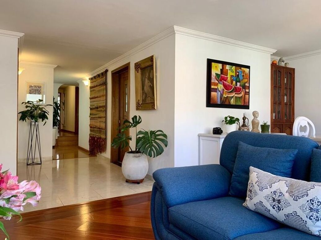 Apartamento de 3 alcobas en venta en Santa Barbara Central, Bogotá, 114 m² · foto 13 de 16