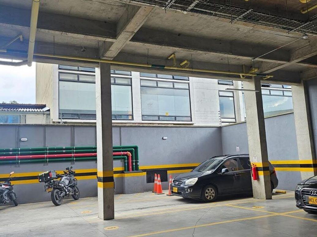 Apartaestudio en venta en La Castellana, Bogotá, 18 m² · foto 5 de 14