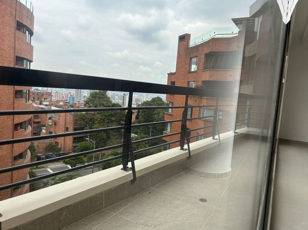Apartamento de 3 alcobas en venta en Bellavista, Bogotá, 145 m² · foto 9 de 14