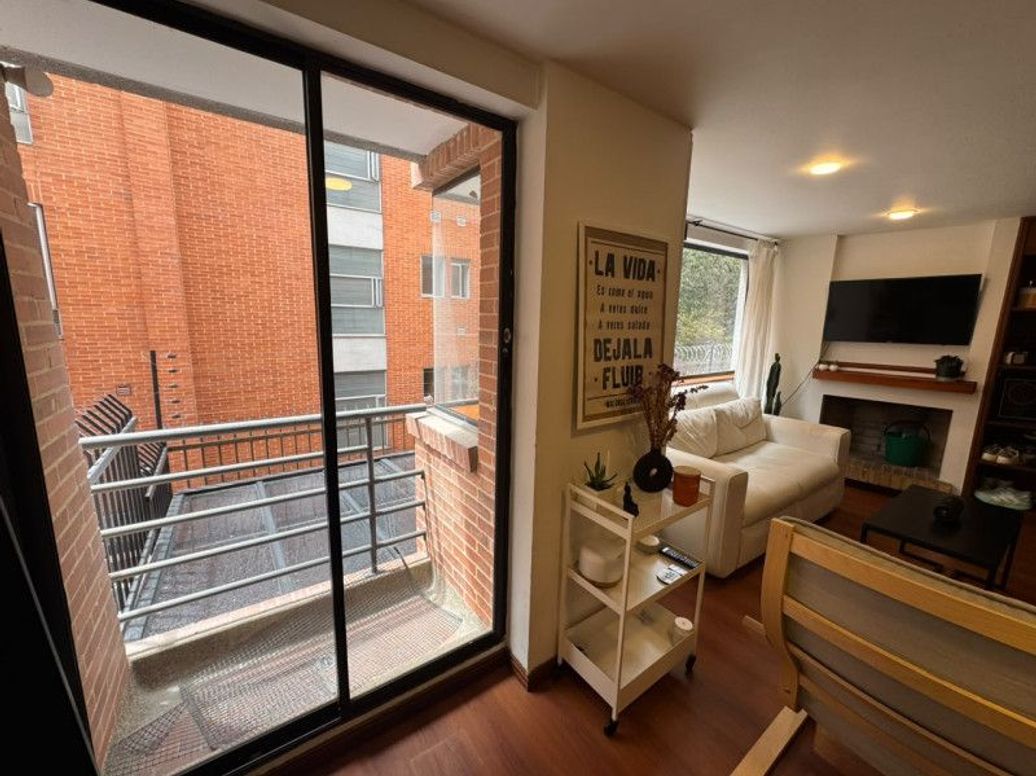 Apartamento de 1 alcoba en venta en Santa Bibiana, Bogotá, 47 m² · foto 2 de 8
