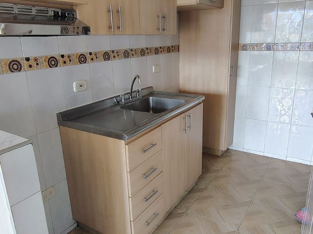 Apartamento de 3 alcobas en venta en Madelena Iii Y Iv, Bogotá, 53 m² · foto 4 de 14