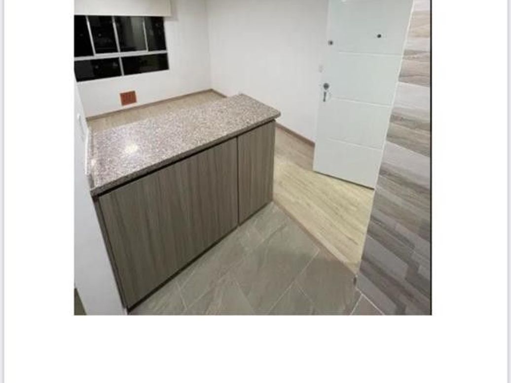 Apartamento de 2 alcobas en venta en Bosconia, Bogotá, 40 m² · foto 2 de 6