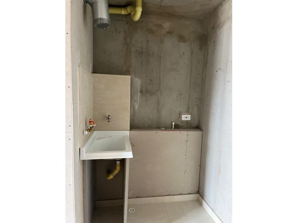Apartamento de 1 alcoba en venta en El Tintal, Bogotá, 38 m² · foto 4 de 7