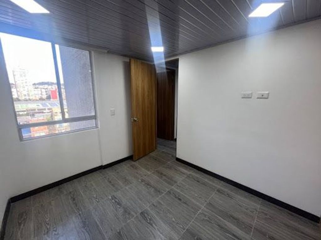 Apartamento de 2 alcobas en venta en Suba Urbano, Bogotá, 40 m² · foto 3 de 19