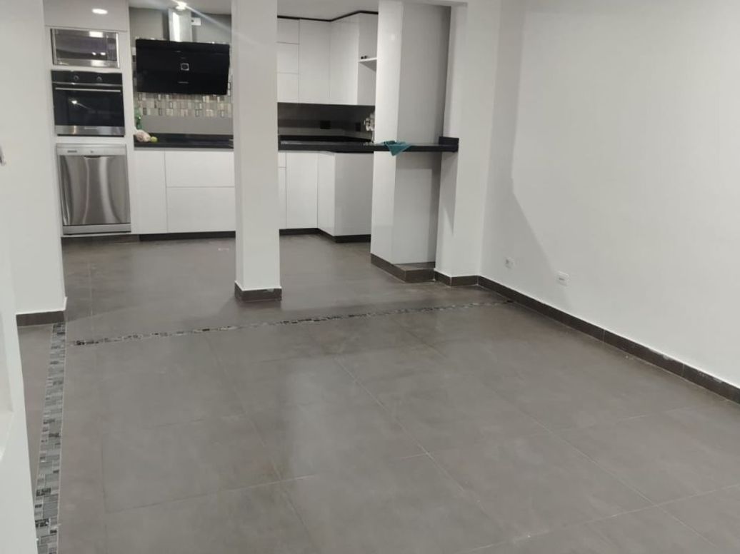 Casa de 3 alcobas en venta en Bosques De Castilla, Bogotá, 96 m² · foto 4 de 20