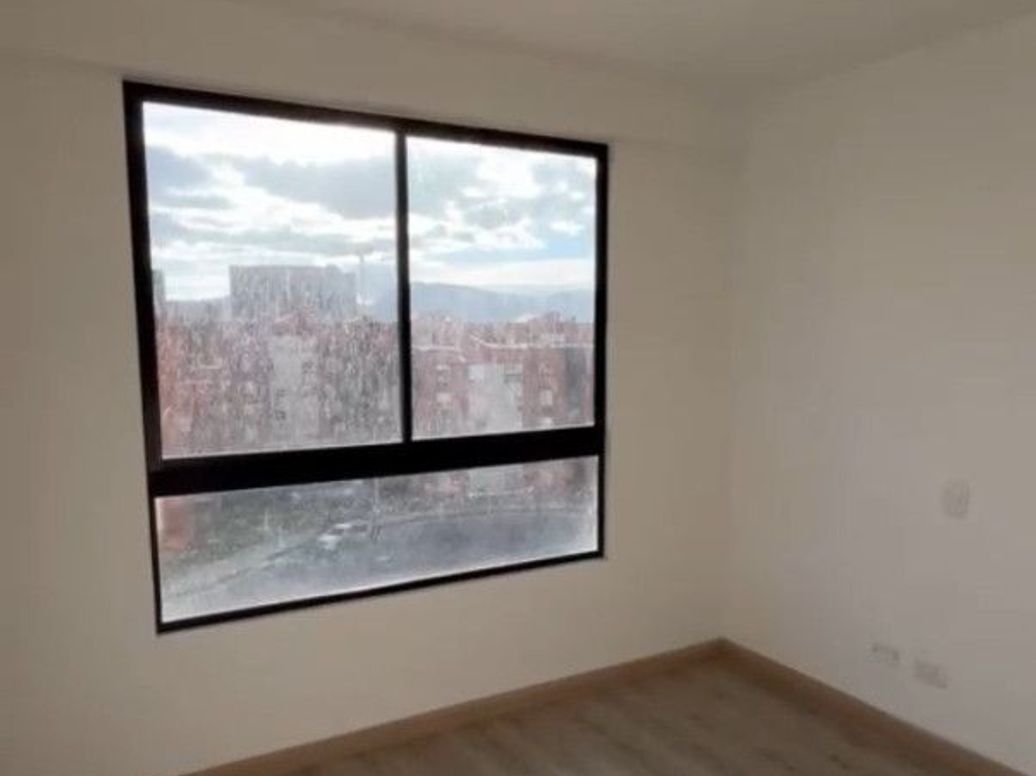 Apartamento de 3 alcobas en venta en Casa Blanca, Bogotá, 83 m² · foto 12 de 17