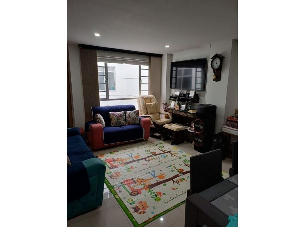 Apartamento de 3 alcobas en venta en Teusaquillo, Bogotá, 95 m² · foto 3 de 19