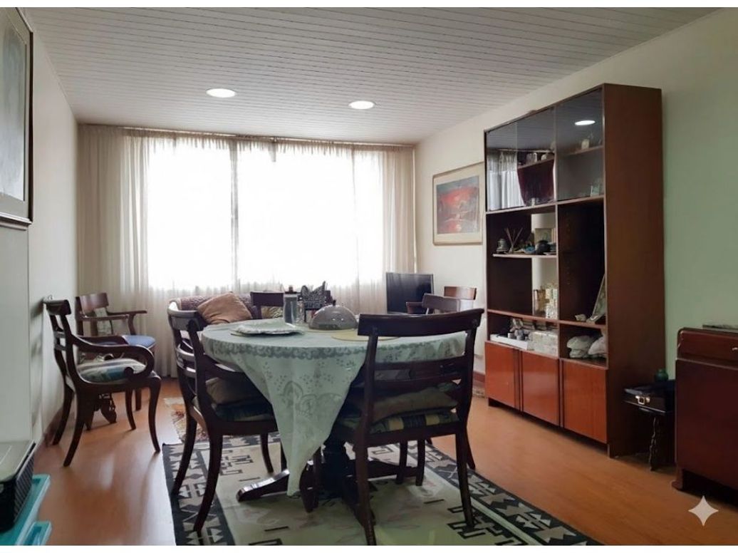 Apartamento de 2 alcobas en venta en Chapinero Central, Bogotá, 66 m² · foto 2 de 14