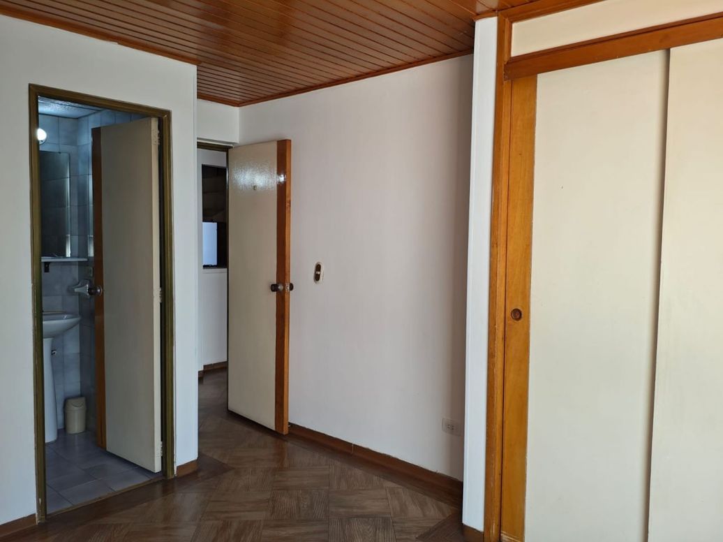 Apartamento de 2 alcobas en venta en Prado Pinzón, Bogotá, 60 m² · foto 11 de 18