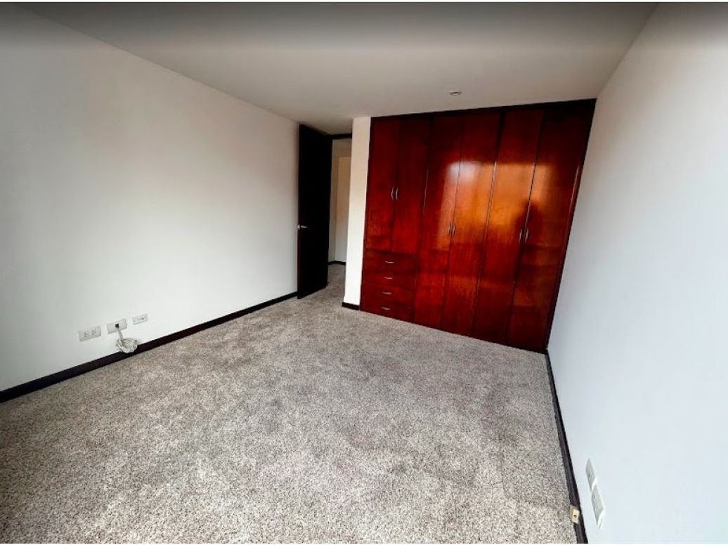 Apartamento de 3 alcobas en venta en Santa Barbara, Bogotá, 161 m² · foto 9 de 20