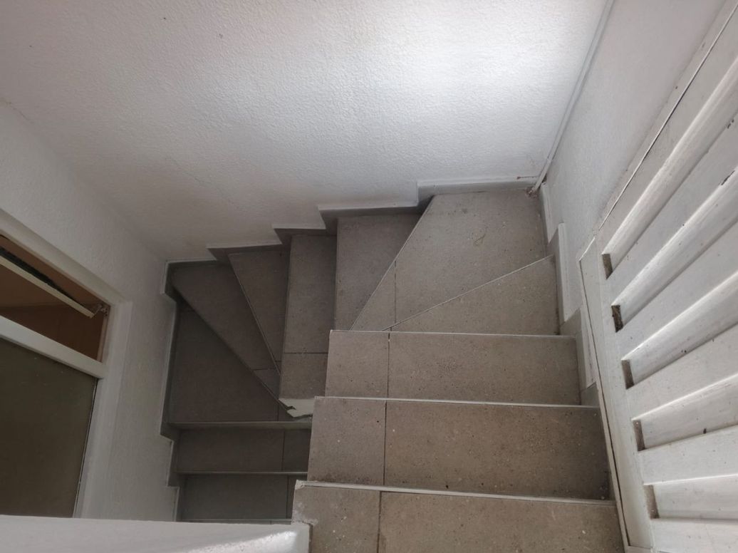 Casa de 6 alcobas en venta en Bellavista Occidental, Bogotá, 220 m² · foto 13 de 20