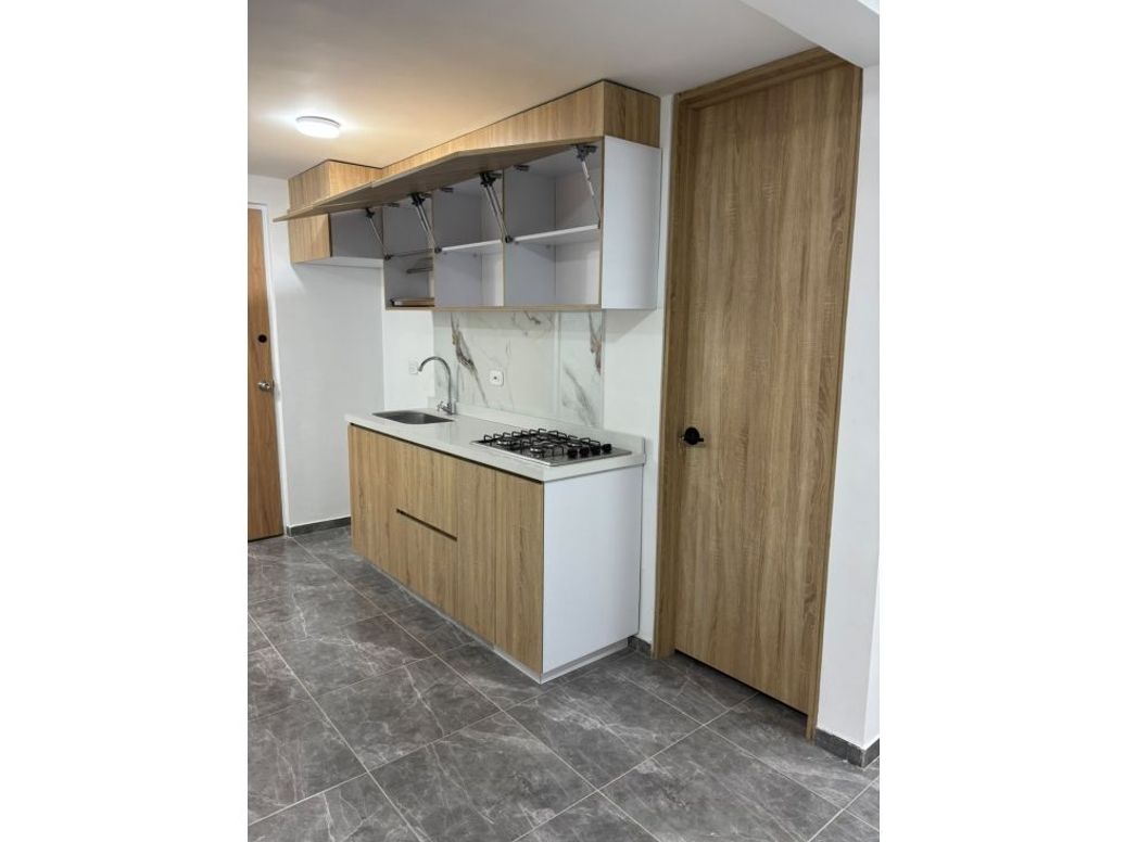 Apartaestudio en venta en El Recodo, Bogotá, 28 m² · foto 2 de 13