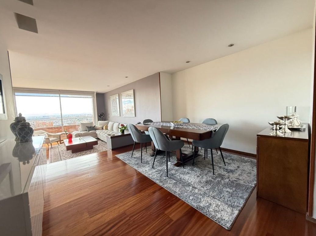 Apartamento de 3 alcobas en venta en Los Rosales, Bogotá, 173 m² · foto 6 de 20