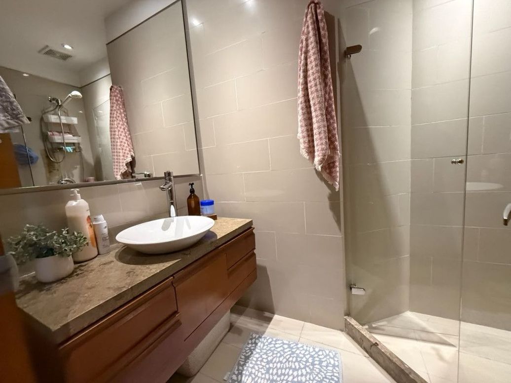 Apartamento de 3 alcobas en venta en Los Rosales, Bogotá, 173 m² · foto 16 de 20