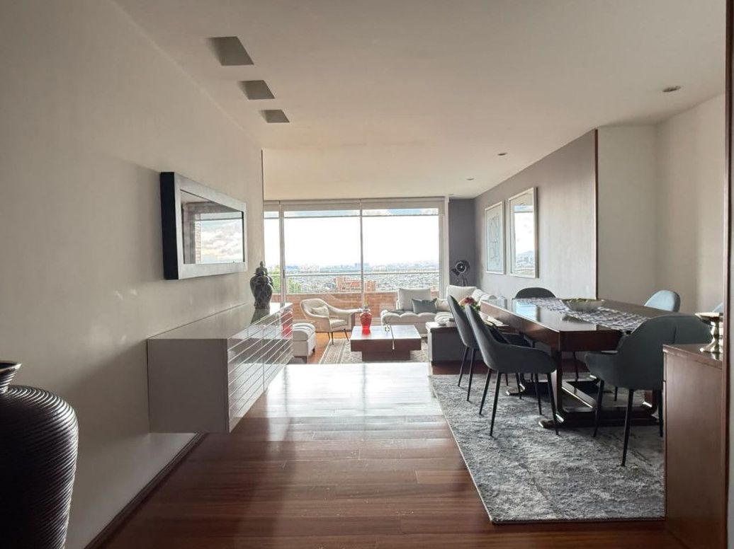Apartamento de 3 alcobas en venta en Los Rosales, Bogotá, 173 m² · foto 5 de 20