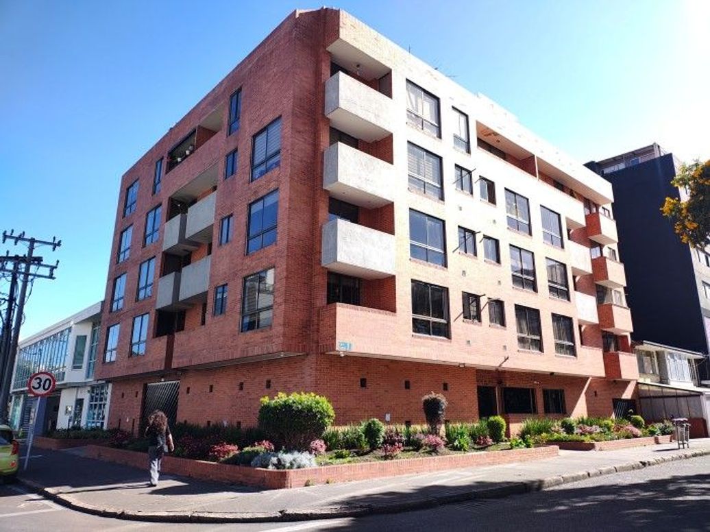 Apartamento de 2 alcobas en venta en La Castellana, Bogotá, 80 m² · foto 13 de 15