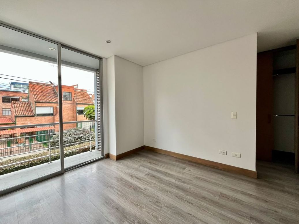 Apartaestudio en venta en El Contador, Bogotá, 55 m² · foto 6 de 10