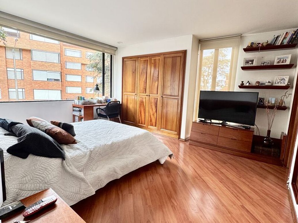 Apartamento de 3 alcobas en venta en Club De Los Lagartos, Bogotá, 99 m² · foto 17 de 20