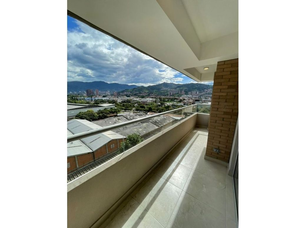 APARTAMENTO EN RENTA . LAS VEGAS ENVIGADO en Villagrande