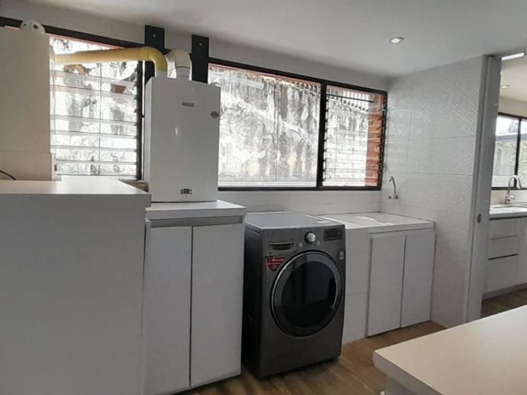 Apartamento de 3 alcobas en venta en El Refugio, Bogotá, 366 m² · foto 20 de 20