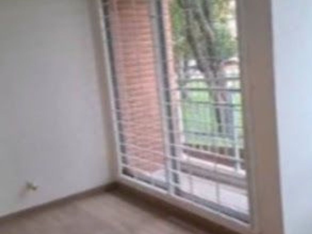Apartamento de 3 alcobas en venta en El Cedro Engativa, Bogotá, 72 m² · foto 3 de 14