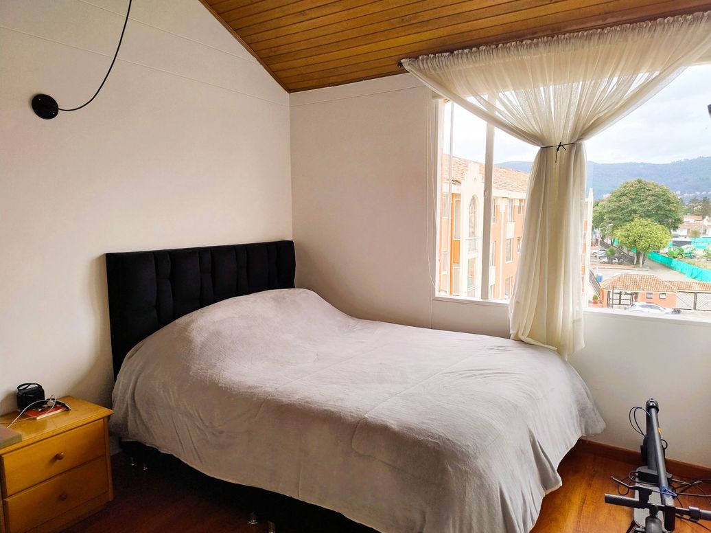 Apartamento de 3 alcobas en venta en Cjr Santa Helena De Baviera Iv, Bogotá, 76 m² · foto 9 de 20
