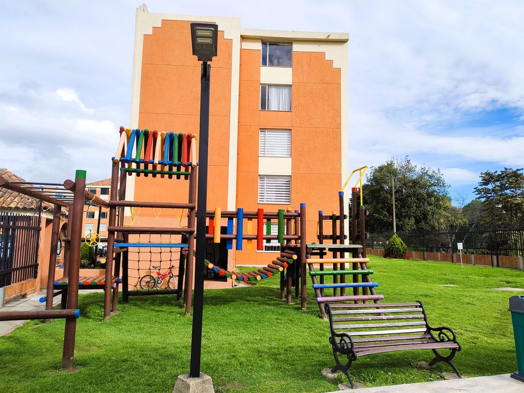 Apartamento de 3 alcobas en venta en Cjr Santa Helena De Baviera Iv, Bogotá, 76 m² · foto 20 de 20