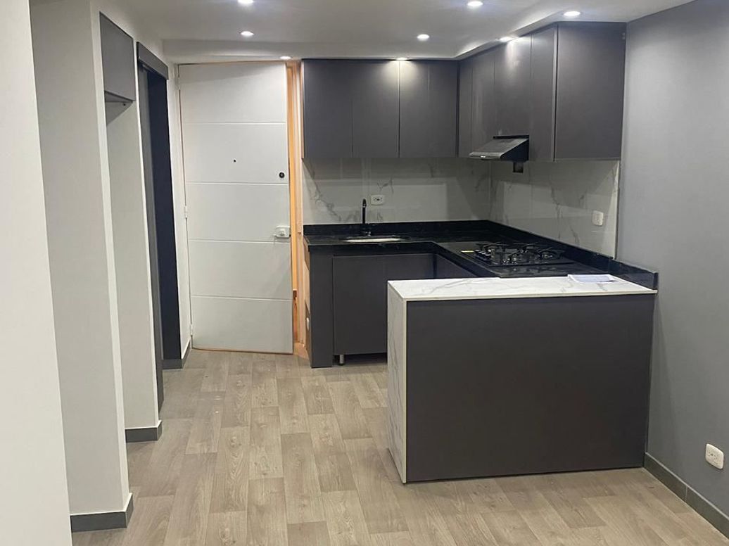 Apartamento de 2 alcobas en venta en El Tintal, Bogotá, 40 m² · foto 4 de 13