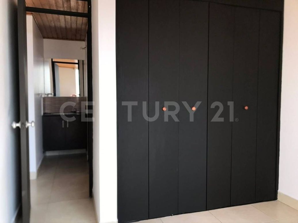 Apartamento de 3 alcobas en venta en El Codito, Bogotá, 48 m² · foto 9 de 15