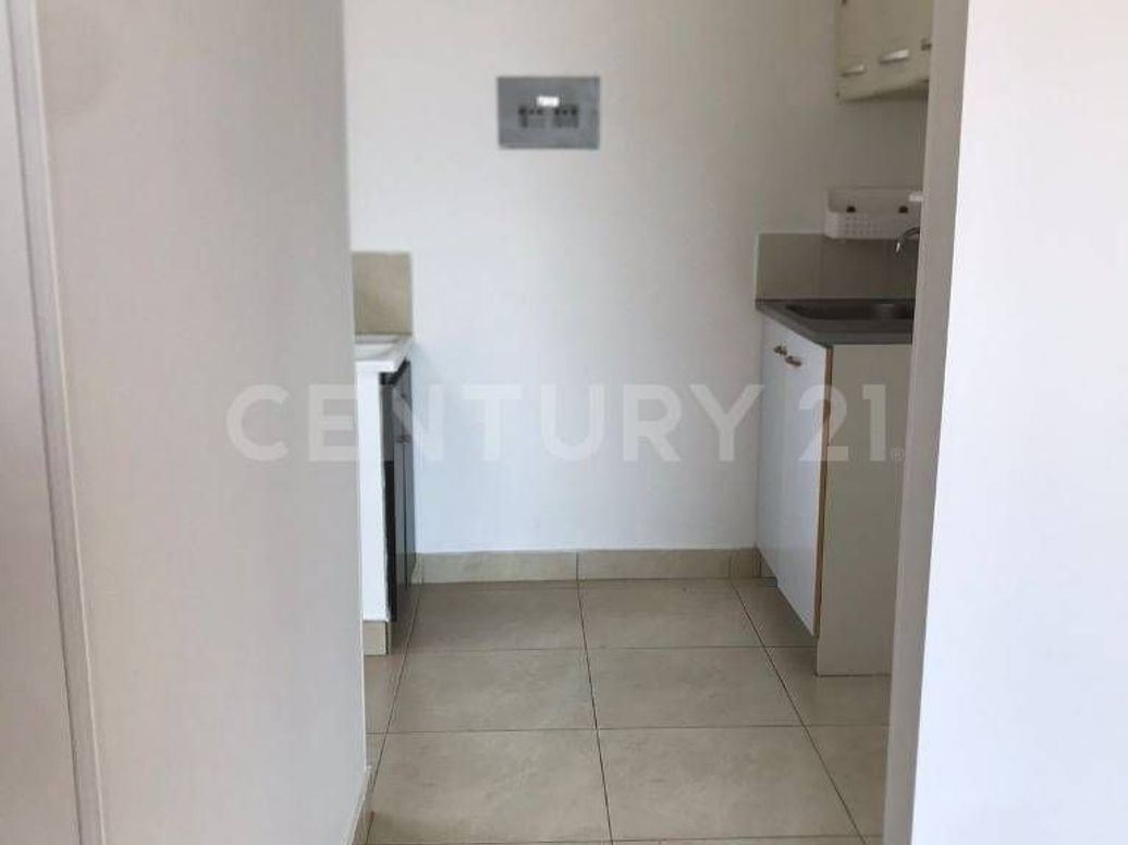 Apartamento de 3 alcobas en venta en El Codito, Bogotá, 48 m² · foto 12 de 15
