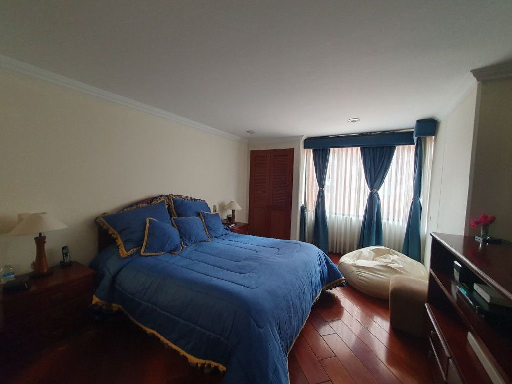 Apartamento de 4 alcobas en venta en Foledo, Bogotá, 141 m² · foto 13 de 20