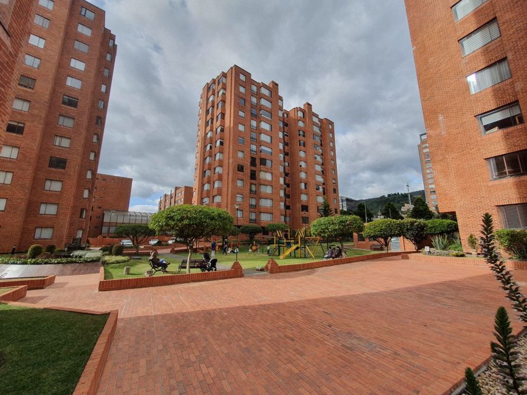 Apartamento de 4 alcobas en venta en Foledo, Bogotá, 141 m² · foto 20 de 20