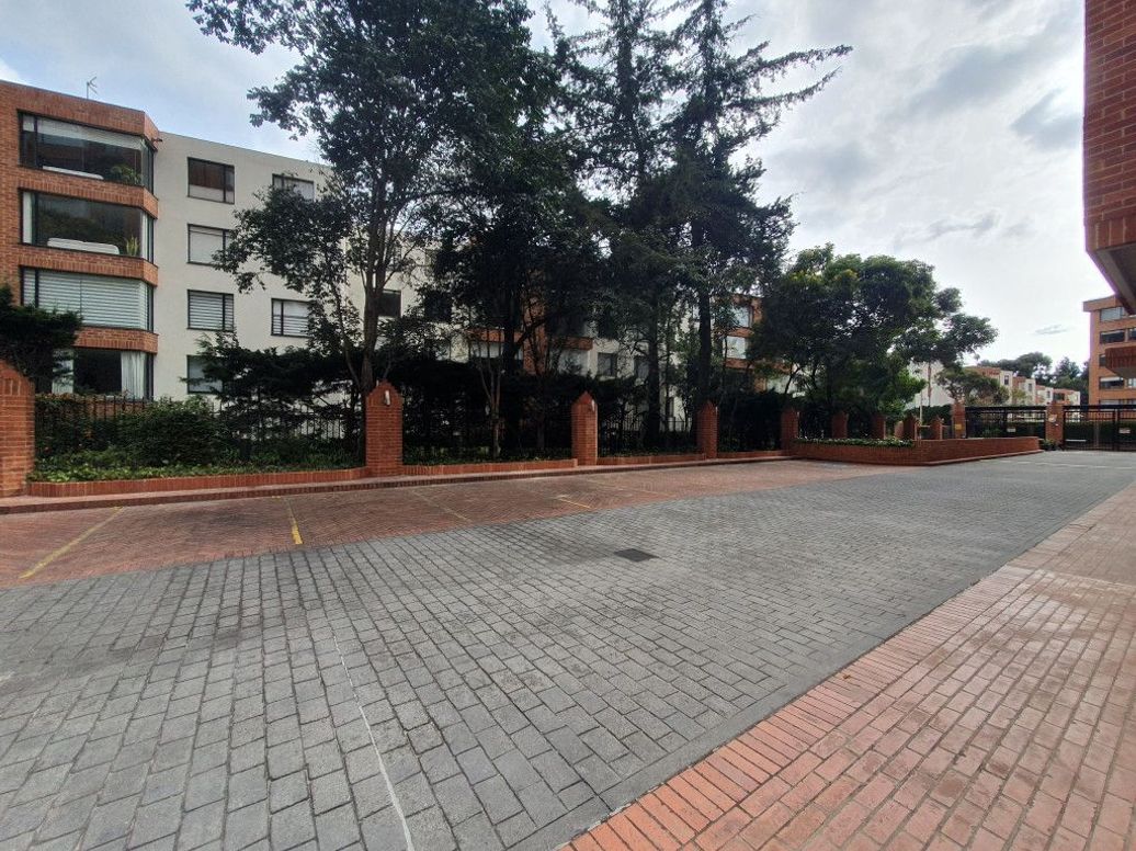 Apartamento de 4 alcobas en venta en Foledo, Bogotá, 141 m² · foto 19 de 20