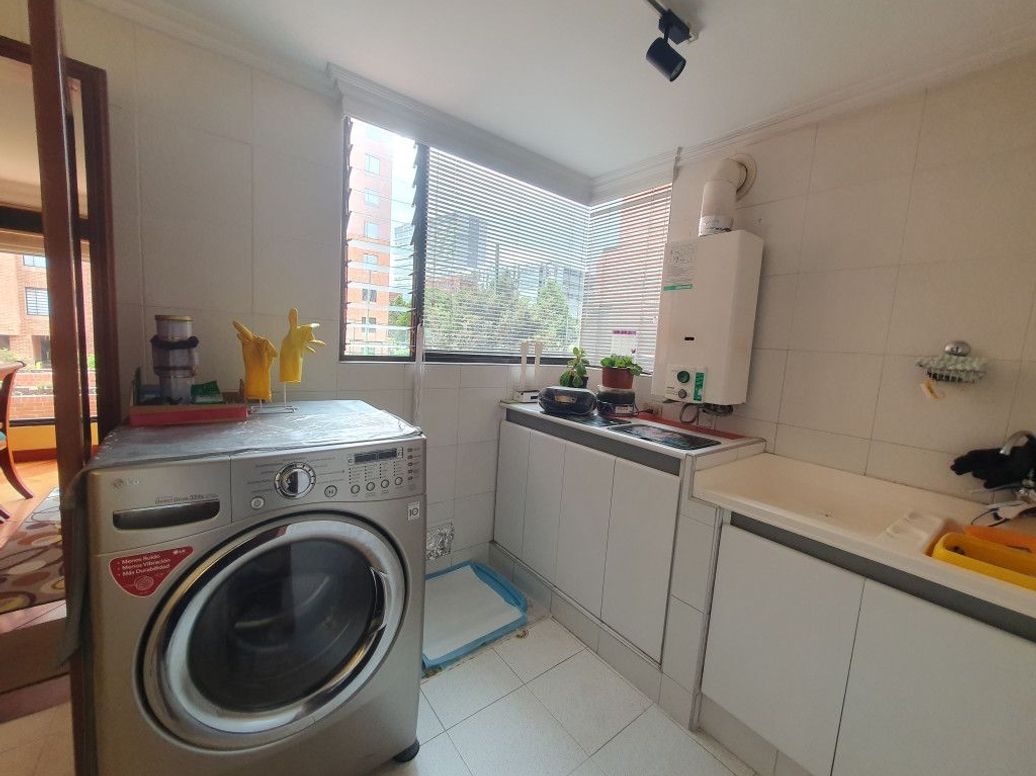 Apartamento de 4 alcobas en venta en Foledo, Bogotá, 141 m² · foto 7 de 20