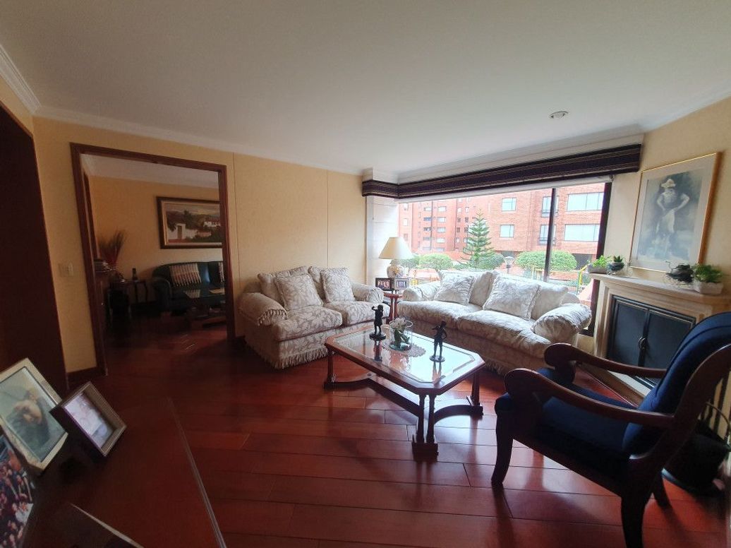 Apartamento de 4 alcobas en venta en Foledo, Bogotá, 141 m² · foto 10 de 20