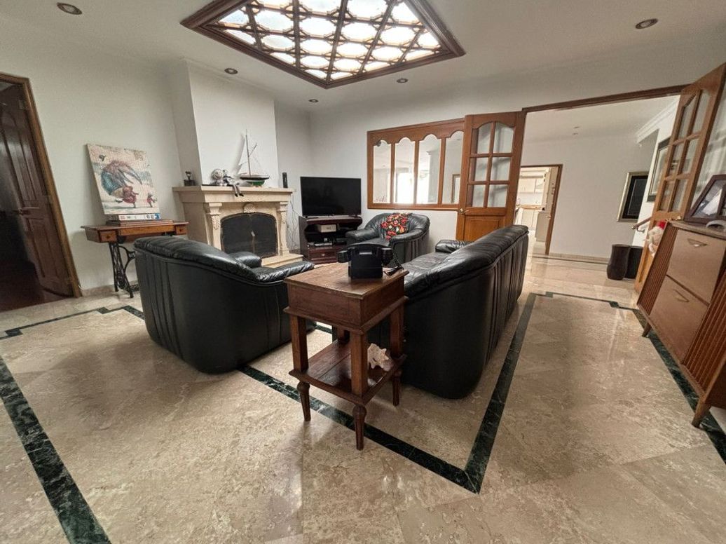 Casa de 3 alcobas en venta en Santa Barbara Alta, Bogotá, 394 m² · foto 9 de 20