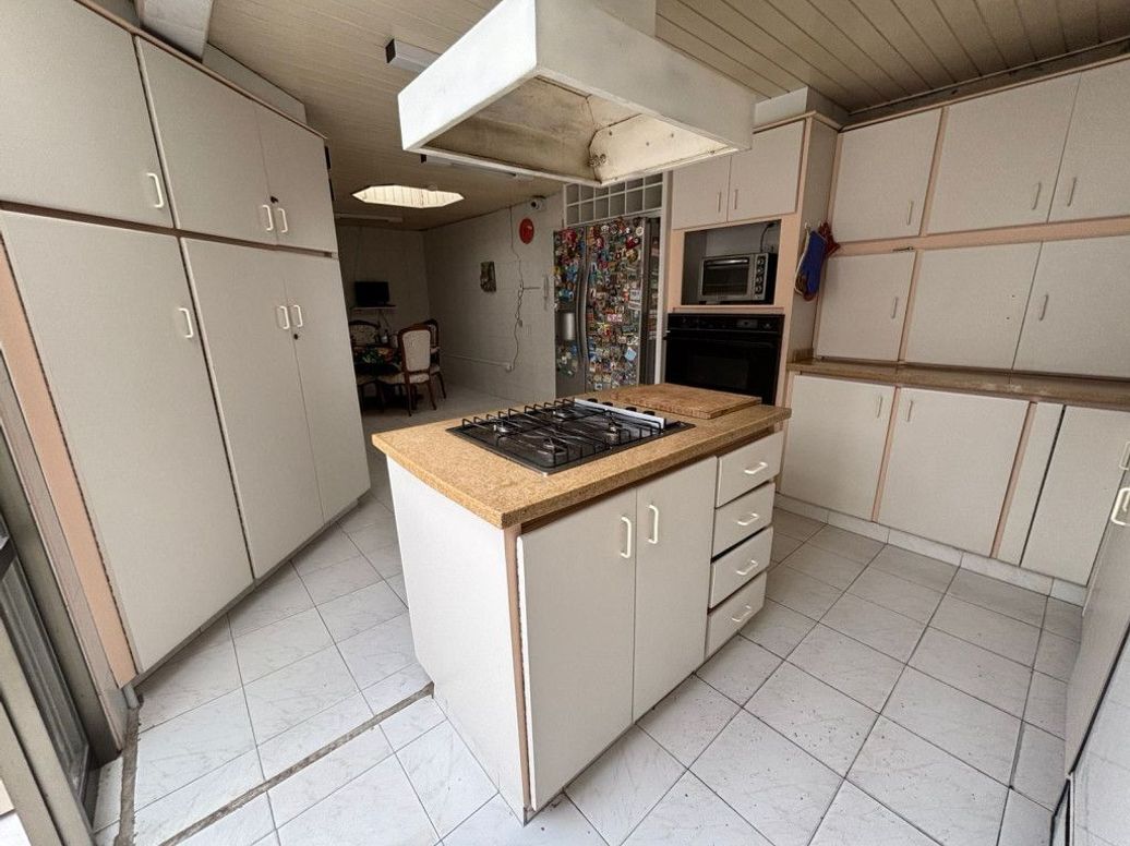 Casa de 3 alcobas en venta en Santa Barbara Alta, Bogotá, 394 m² · foto 12 de 20