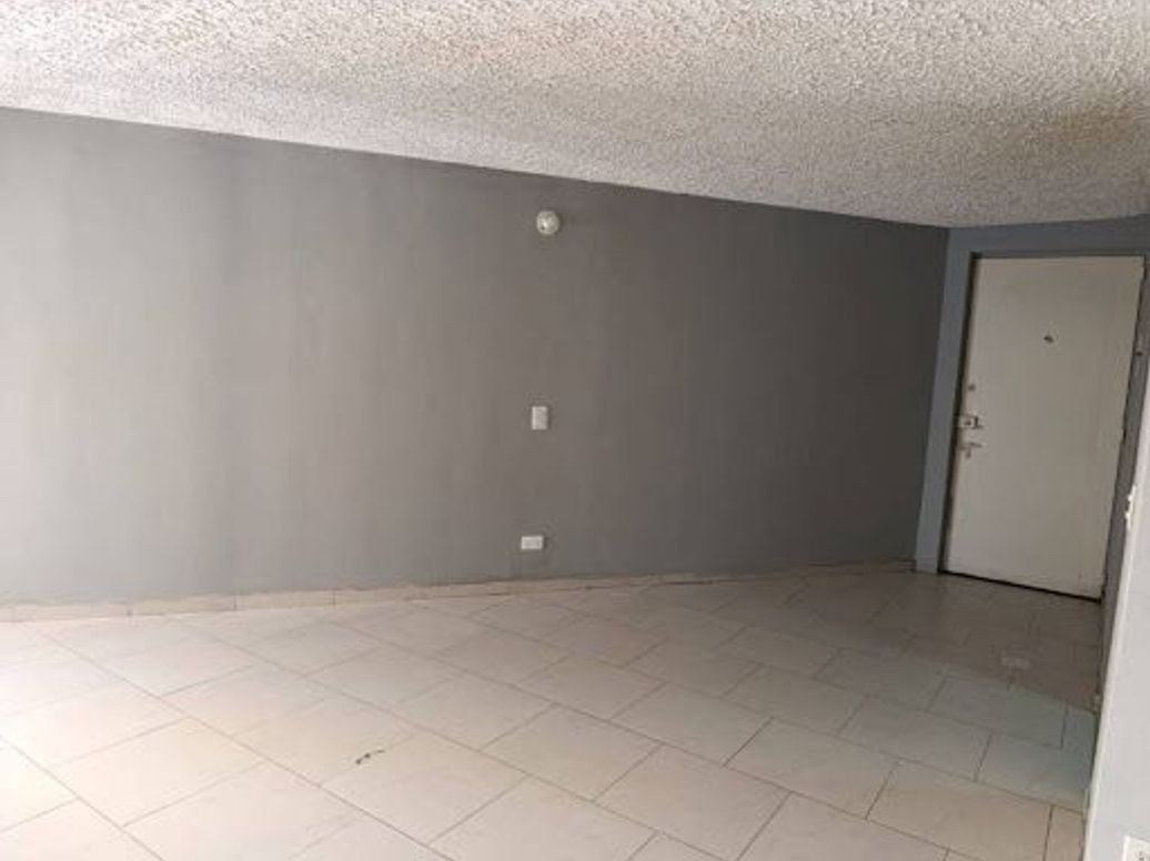Apartamento de 3 alcobas en venta en Ismael Perdomo, Bogotá, 62 m² · foto 9 de 20