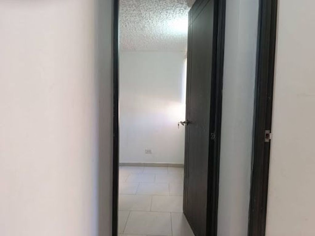 Apartamento de 3 alcobas en venta en Ismael Perdomo, Bogotá, 62 m² · foto 13 de 20