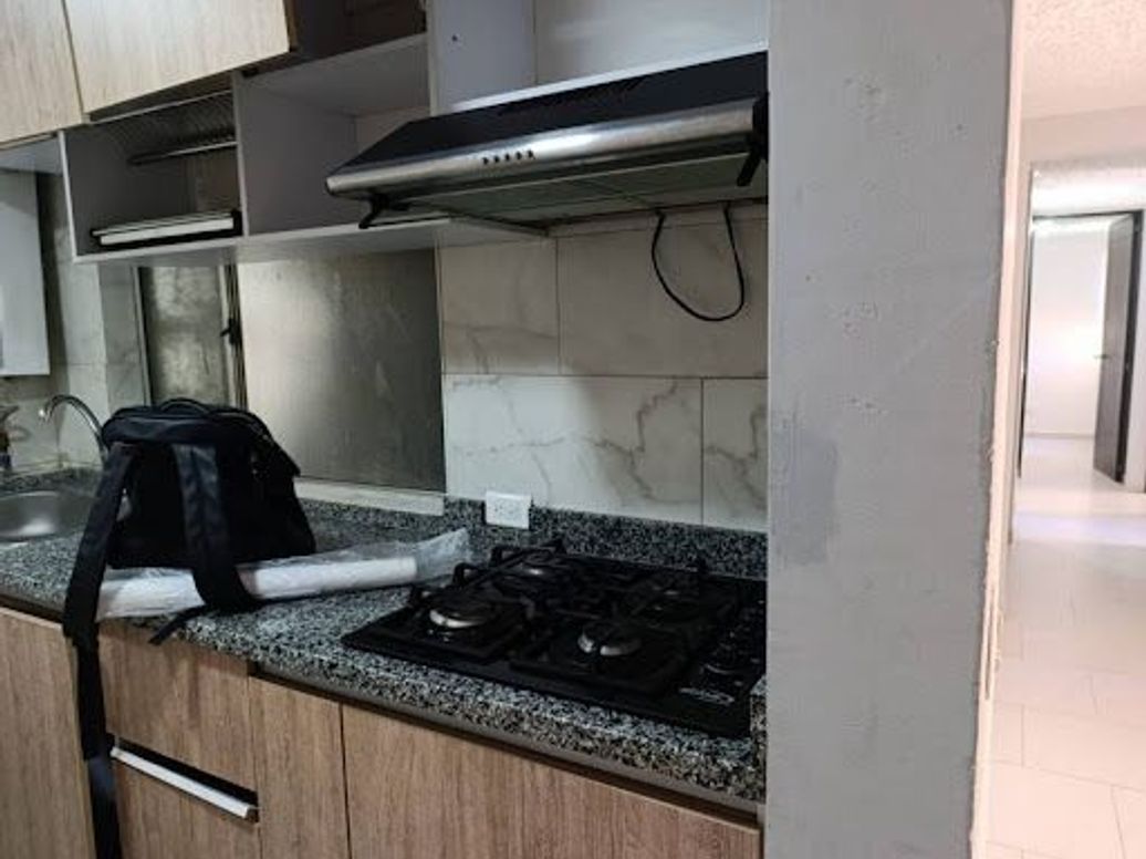Apartamento de 3 alcobas en venta en Ismael Perdomo, Bogotá, 62 m² · foto 6 de 20