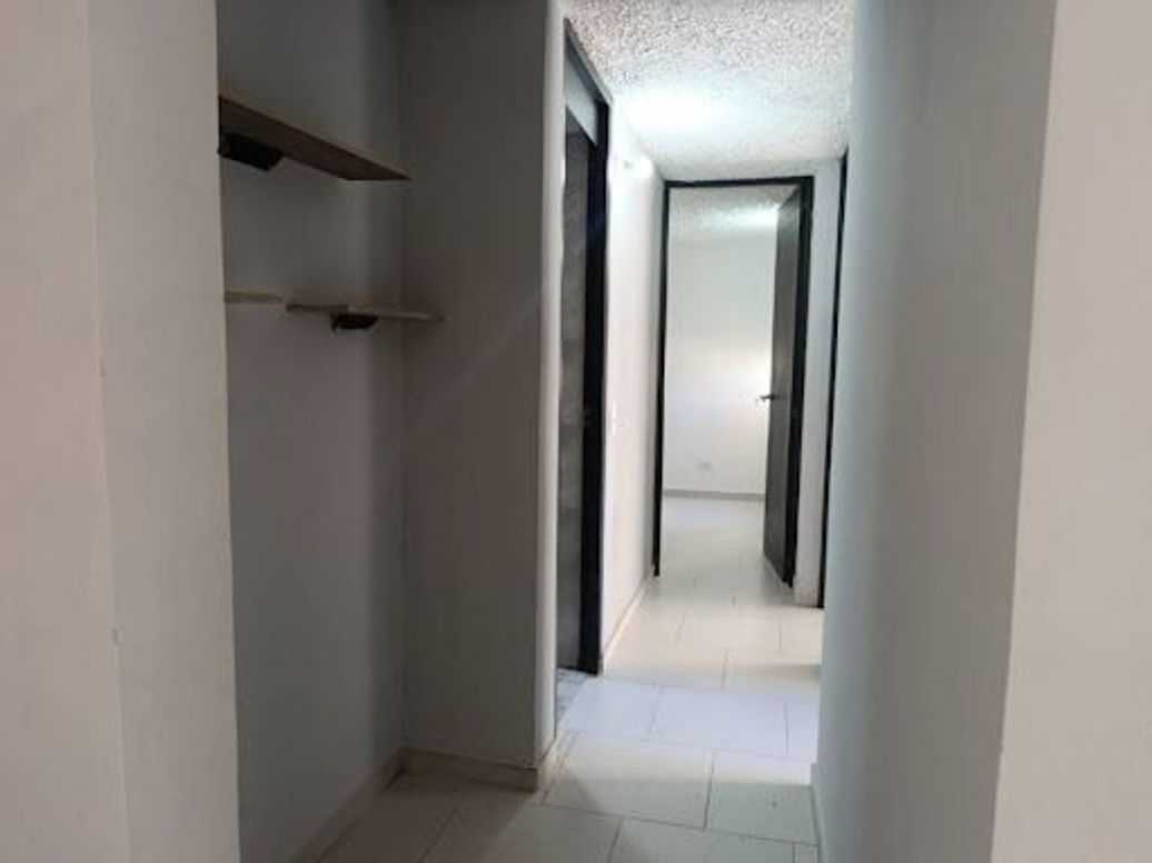 Apartamento de 3 alcobas en venta en Ismael Perdomo, Bogotá, 62 m² · foto 11 de 20