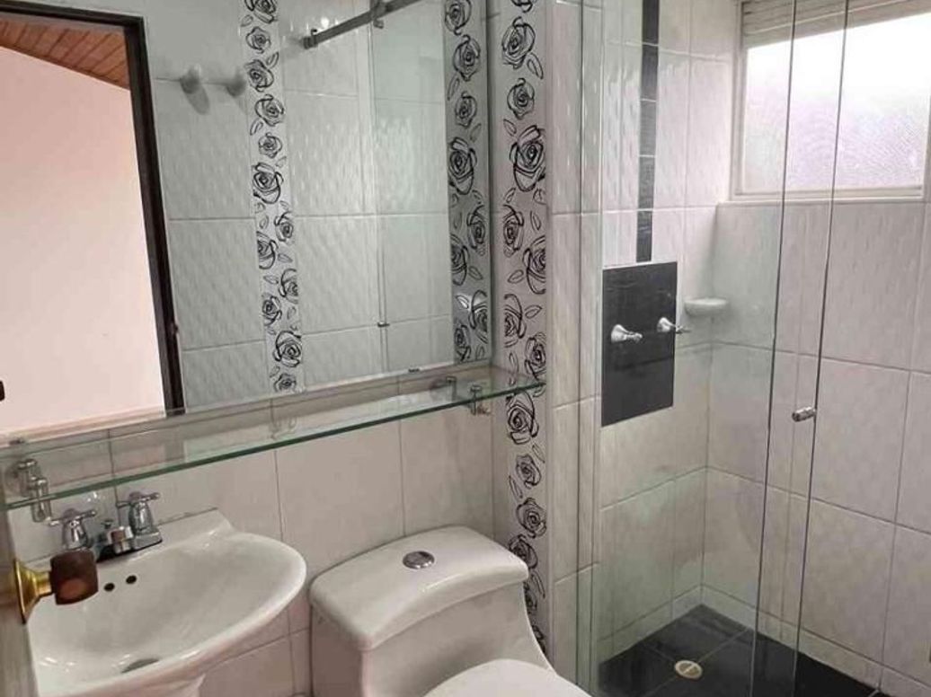 Casa de 4 alcobas en venta en San Jorge, Bogotá, 88 m² · foto 12 de 17