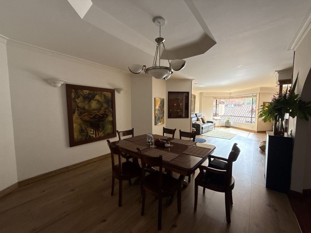 Apartamento de 4 alcobas en venta en Niza Suba, Bogotá, 144 m² · foto 2 de 18