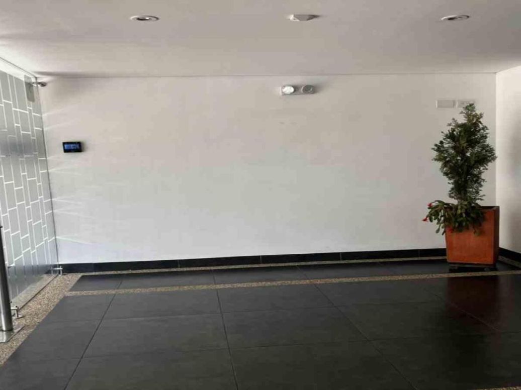 Apartamento de 2 alcobas en venta en La Castellana, Bogotá, 75 m² · foto 16 de 18
