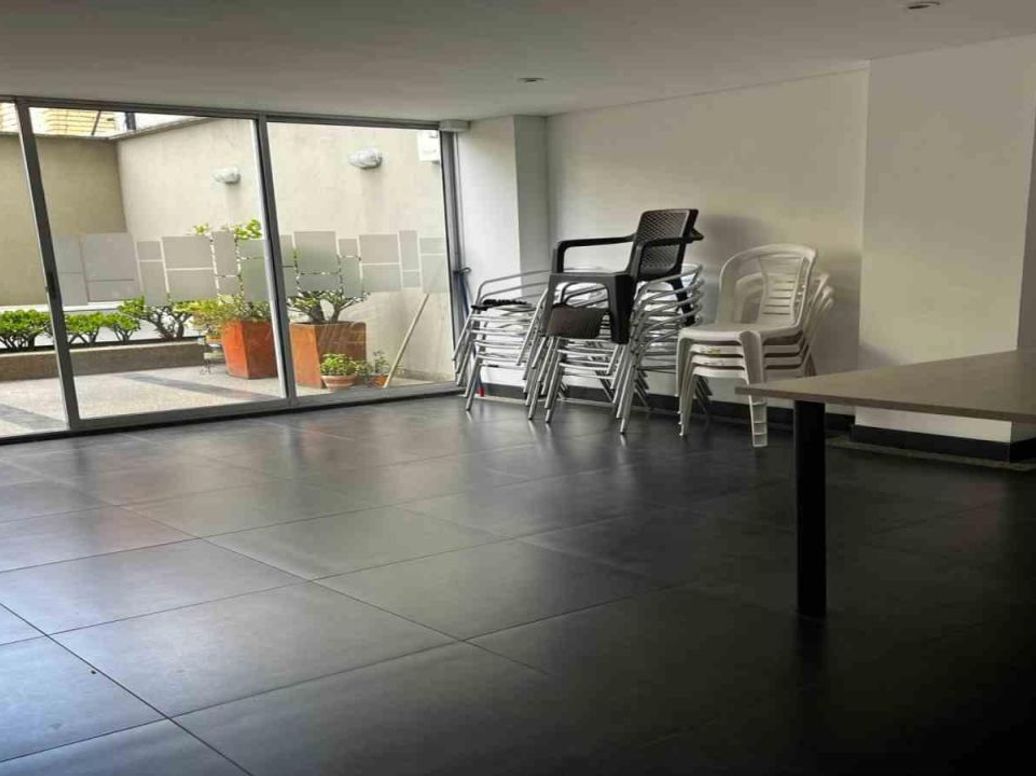 Apartamento de 2 alcobas en venta en La Castellana, Bogotá, 75 m² · foto 15 de 18