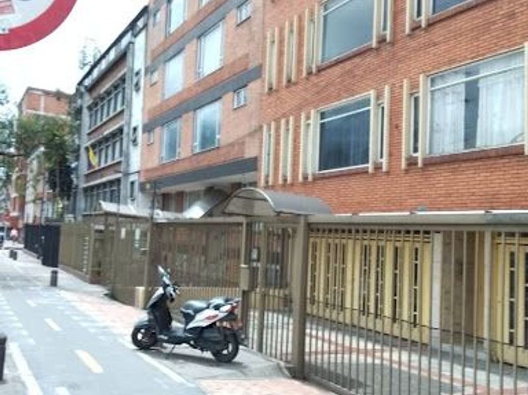 Apartamento de 3 alcobas en venta en Alfonso López, Bogotá, 82 m² · foto 4 de 9