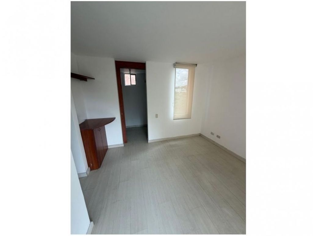 Apartamento de 3 alcobas en venta en Colina Campestre, Bogotá, 103 m² · foto 7 de 20