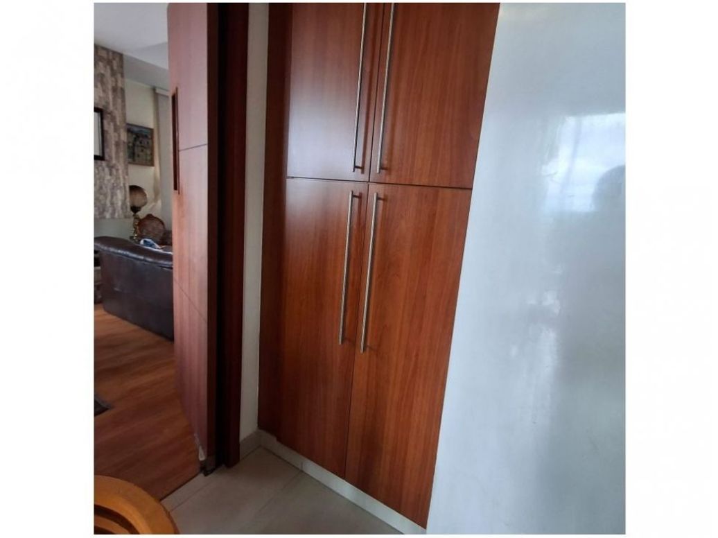 Apartamento de 5 alcobas en venta en Andes Norte, Bogotá, 250 m² · foto 13 de 20