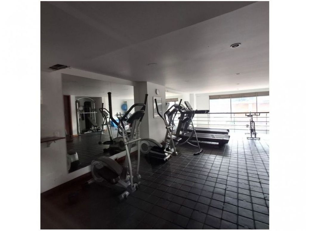 Apartamento de 5 alcobas en venta en Andes Norte, Bogotá, 250 m² · foto 19 de 20