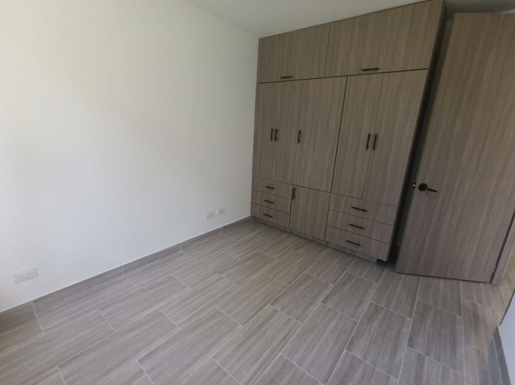 Apartamento de 1 alcoba en venta en Prado Veraniego, Bogotá, 33 m² · foto 15 de 20